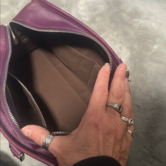 Loewe Authentic Purple Leather Women's Bag NWOT Firm - Picture 12 of 13